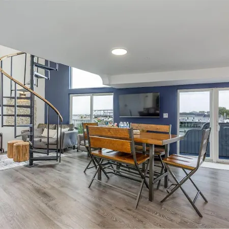Do With Ac 3 Suites Waterfront Marina Home
